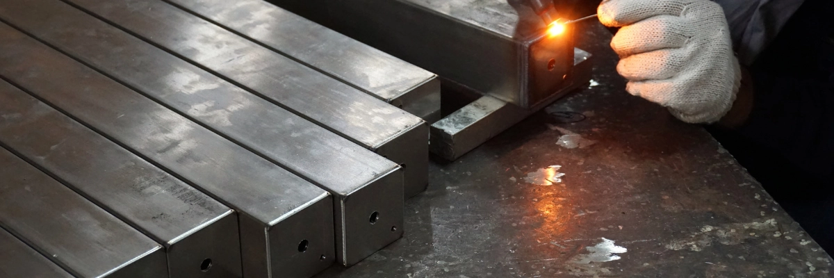 metal kaynak işlemi